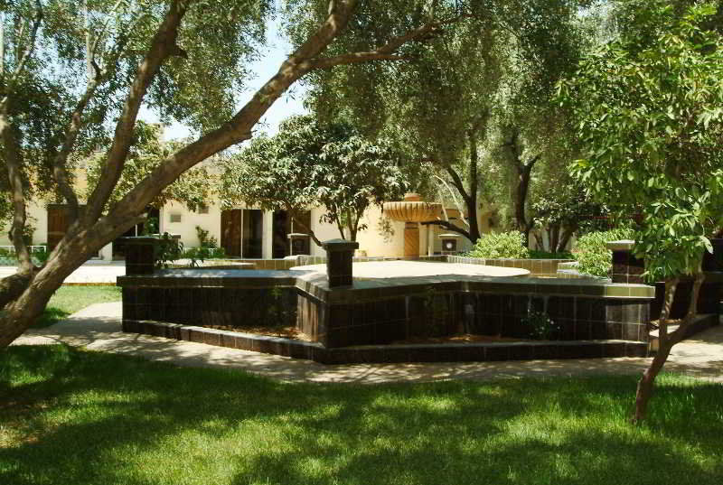 Hotel Al Bassatine Beni Mellal Bagian luar foto