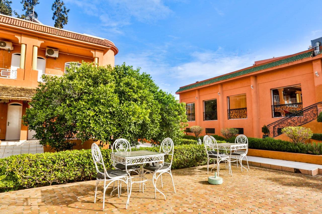 Hotel Al Bassatine Beni Mellal Bagian luar foto